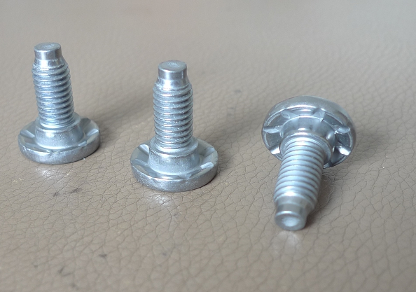 铆压螺栓的断裂扭矩不能低于额定扭矩吗？